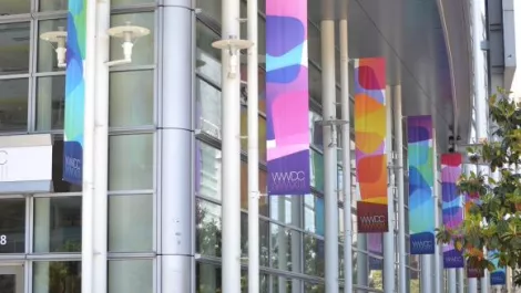 Wwdc outside banners 580 75