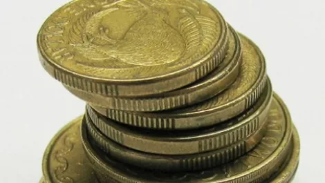 NZ dollar recovers on weaker greenback, despite dairy price fall