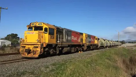 Clarence River crossing rail rebuild milestone