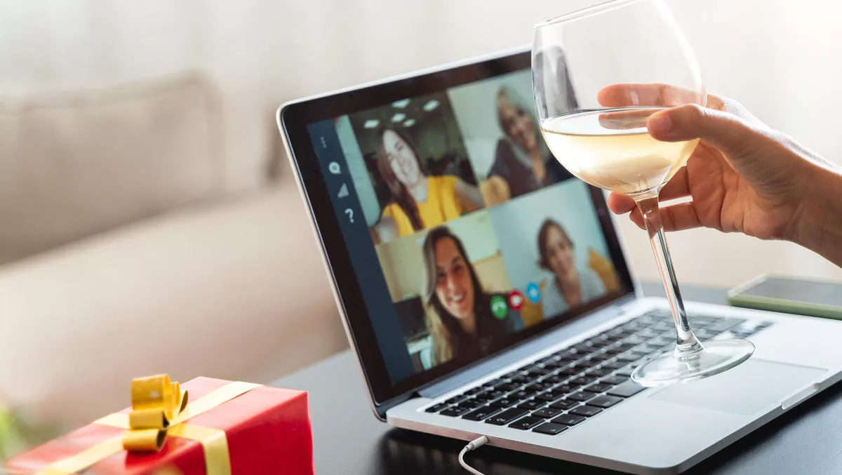 Zoom lifts 40-minute limit on free accounts for the holidays