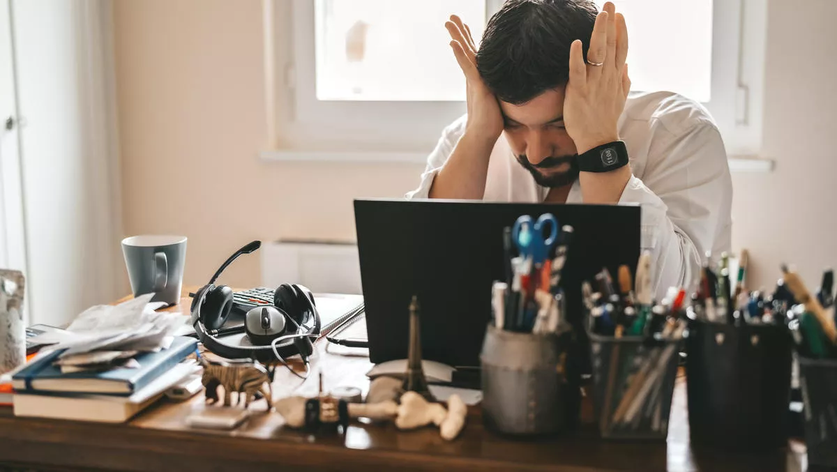 Employer micromanagement during pandemic harming relationships - study