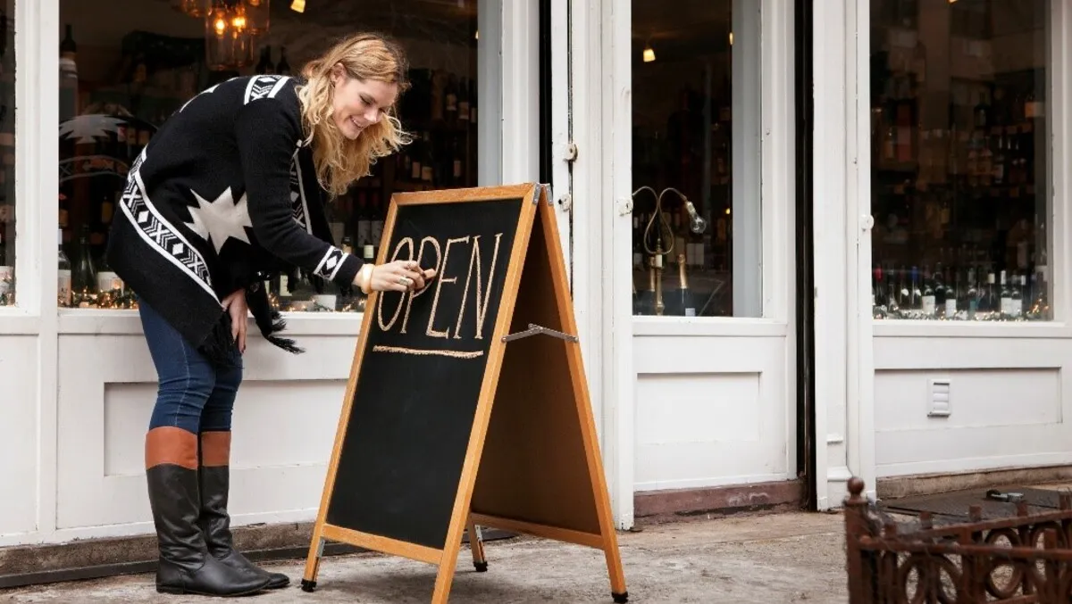 Revolutionising retail: Harnessing LBS and RTLS for performance boost