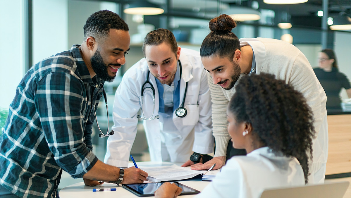 How healthcare Australia delivers learning that supports thousands of healthcare workers with LearnUpon